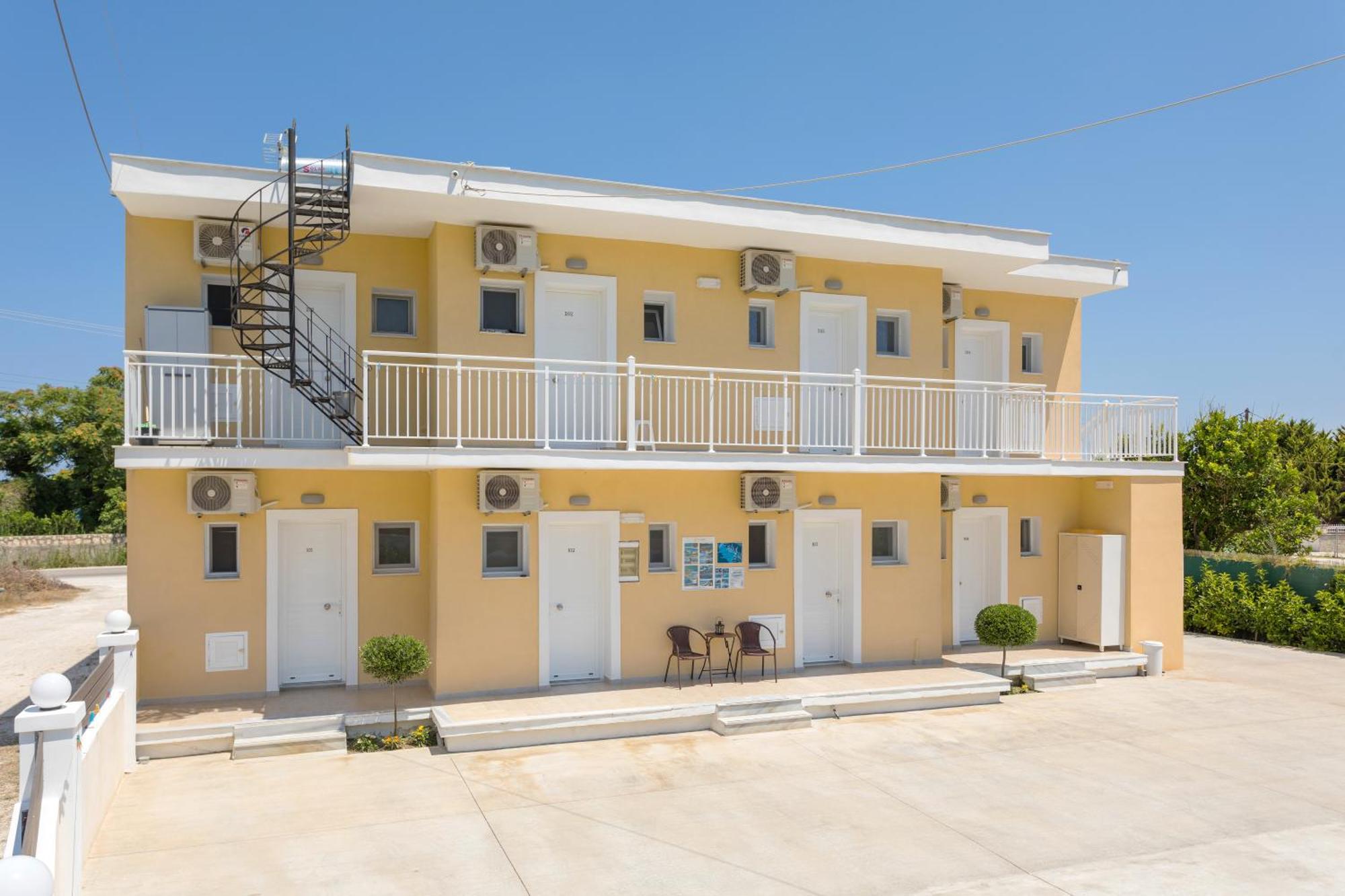 Morfeas Zante Apartments Eksteriør bilde